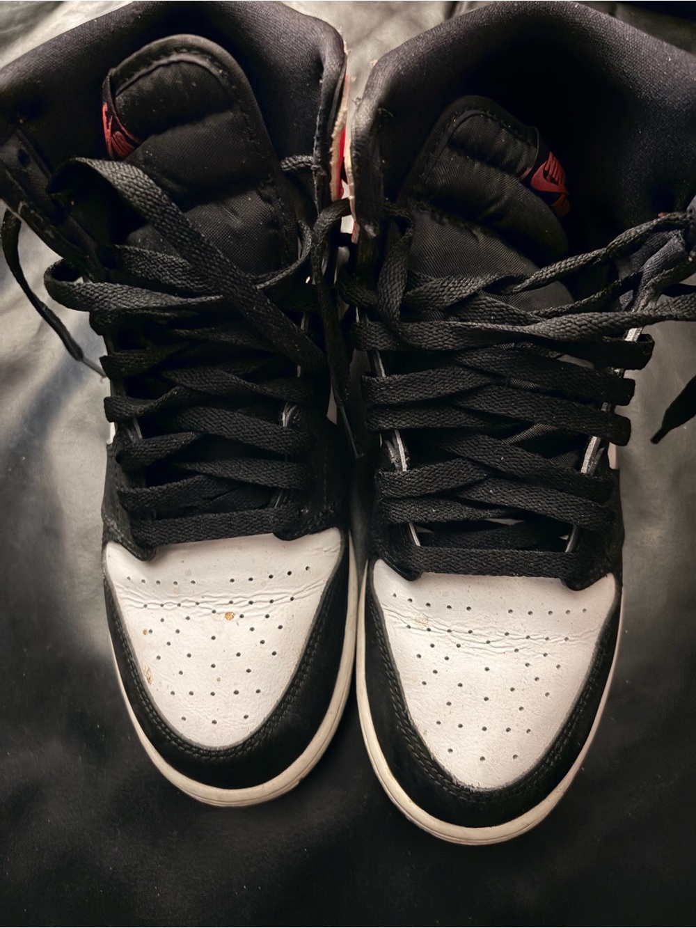 Nike Air Jordan 1 “Valentines Day” size 7y no insoles